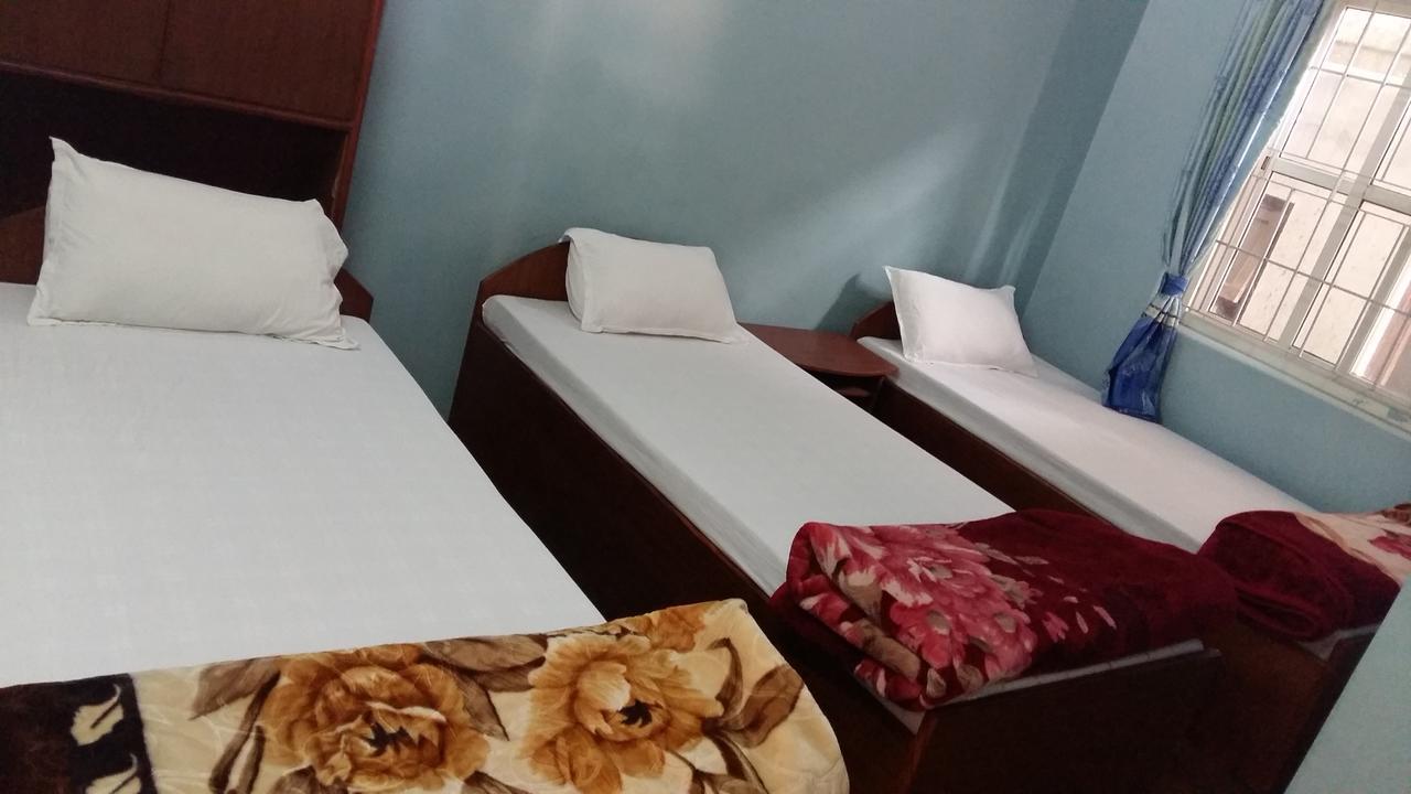 Hotel Bhadrakali Pokhara Inn Exterior photo